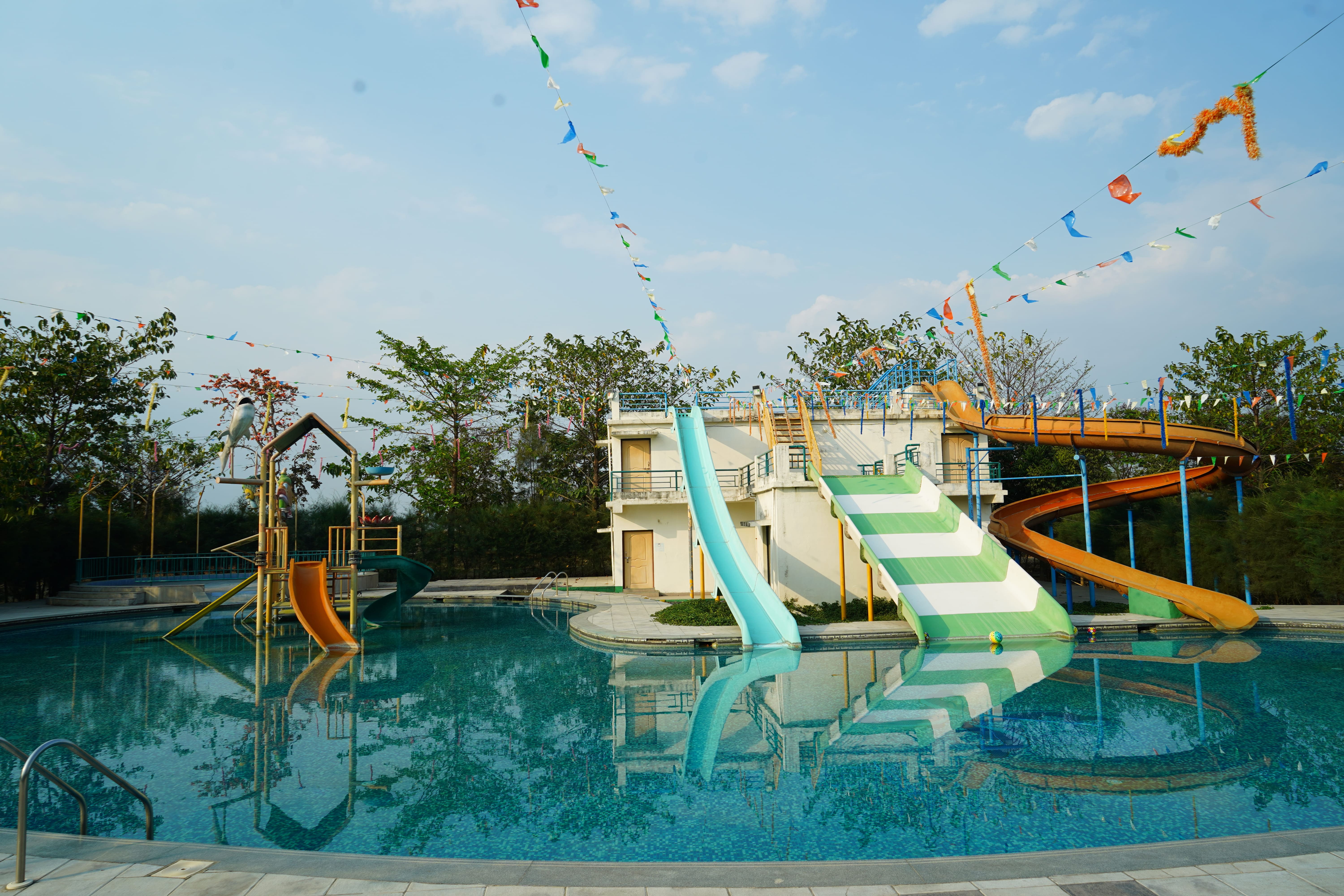 water park